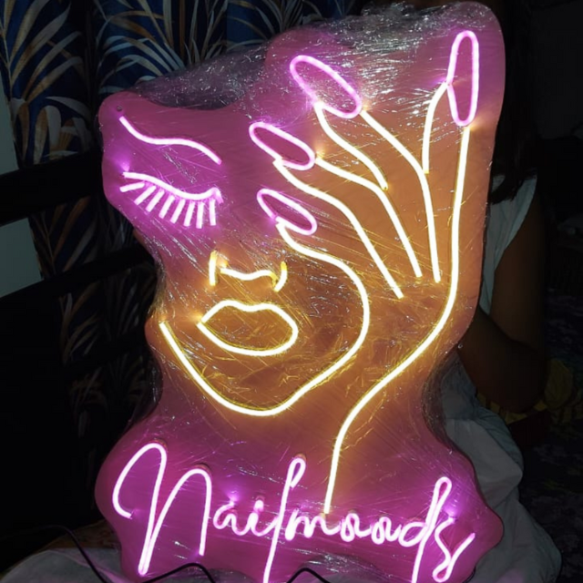 Nails Neon Light Sign