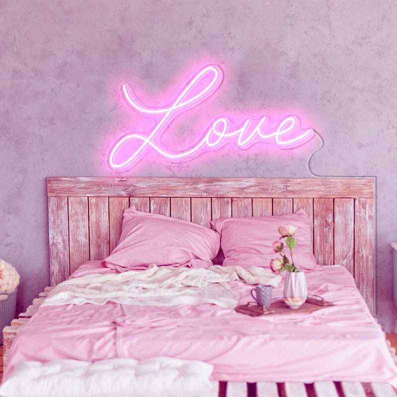 Love Neon Sign Light