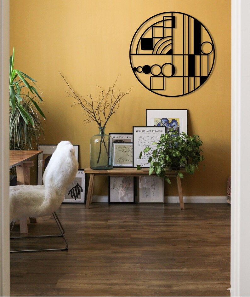 Round Cut hanging Wooden Wall Decor